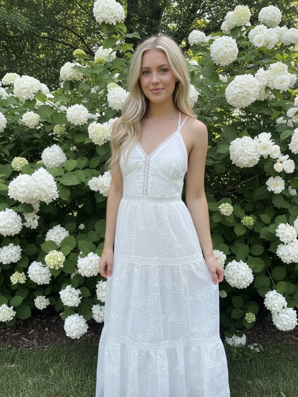 NEW Lulu's White Lace Maxi Dress with Spaghetti Straps Size L